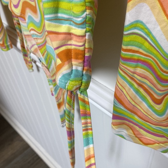 Almost Famous Womens Stripe long sleeve bodysuit size Large - Picture 6 of 6